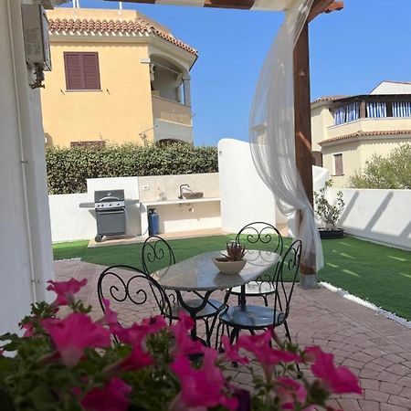 Appartement Le Residenze Del Mare Monolocale N2 à La Caletta Extérieur photo