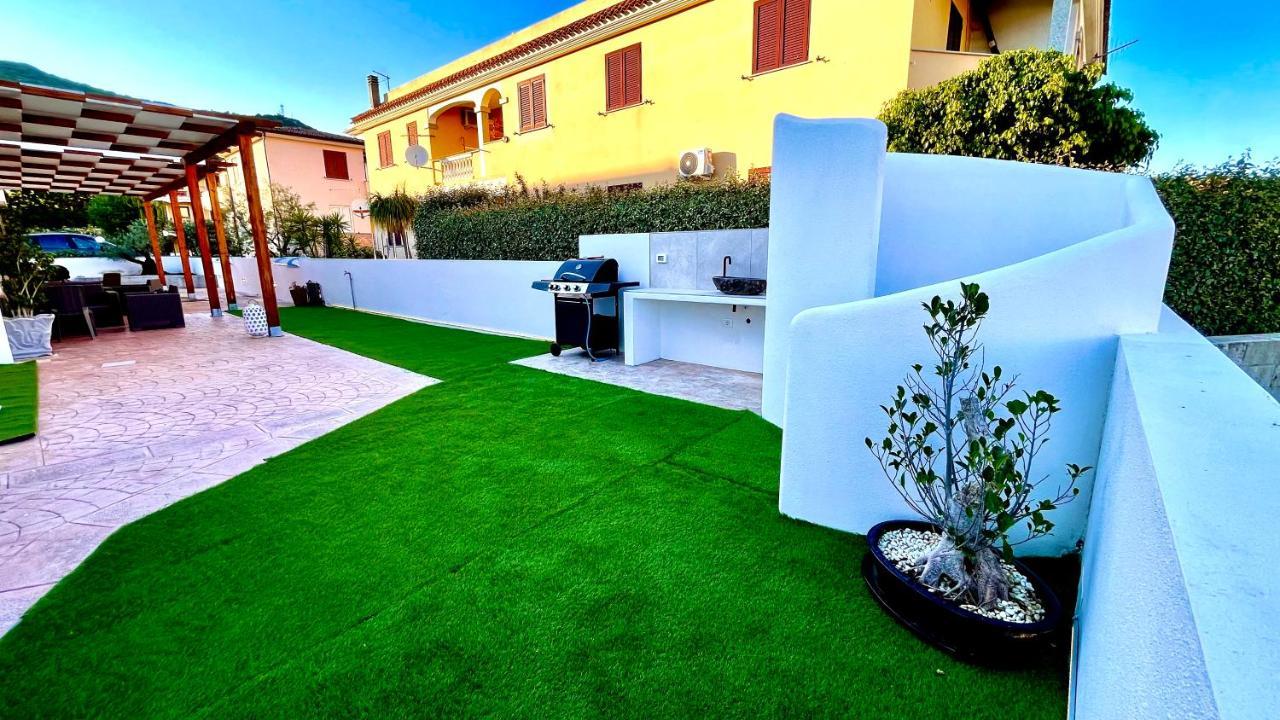 Appartement Le Residenze Del Mare Monolocale N2 à La Caletta Extérieur photo