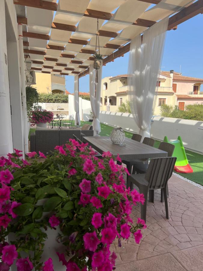 Appartement Le Residenze Del Mare Monolocale N2 à La Caletta Extérieur photo