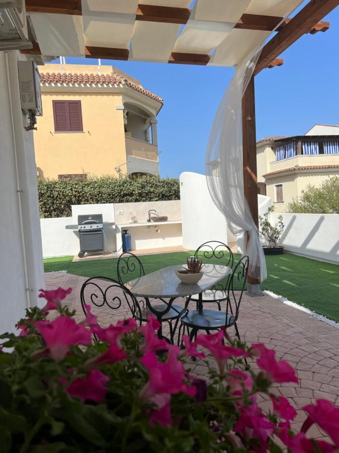 Appartement Le Residenze Del Mare Monolocale N2 à La Caletta Extérieur photo